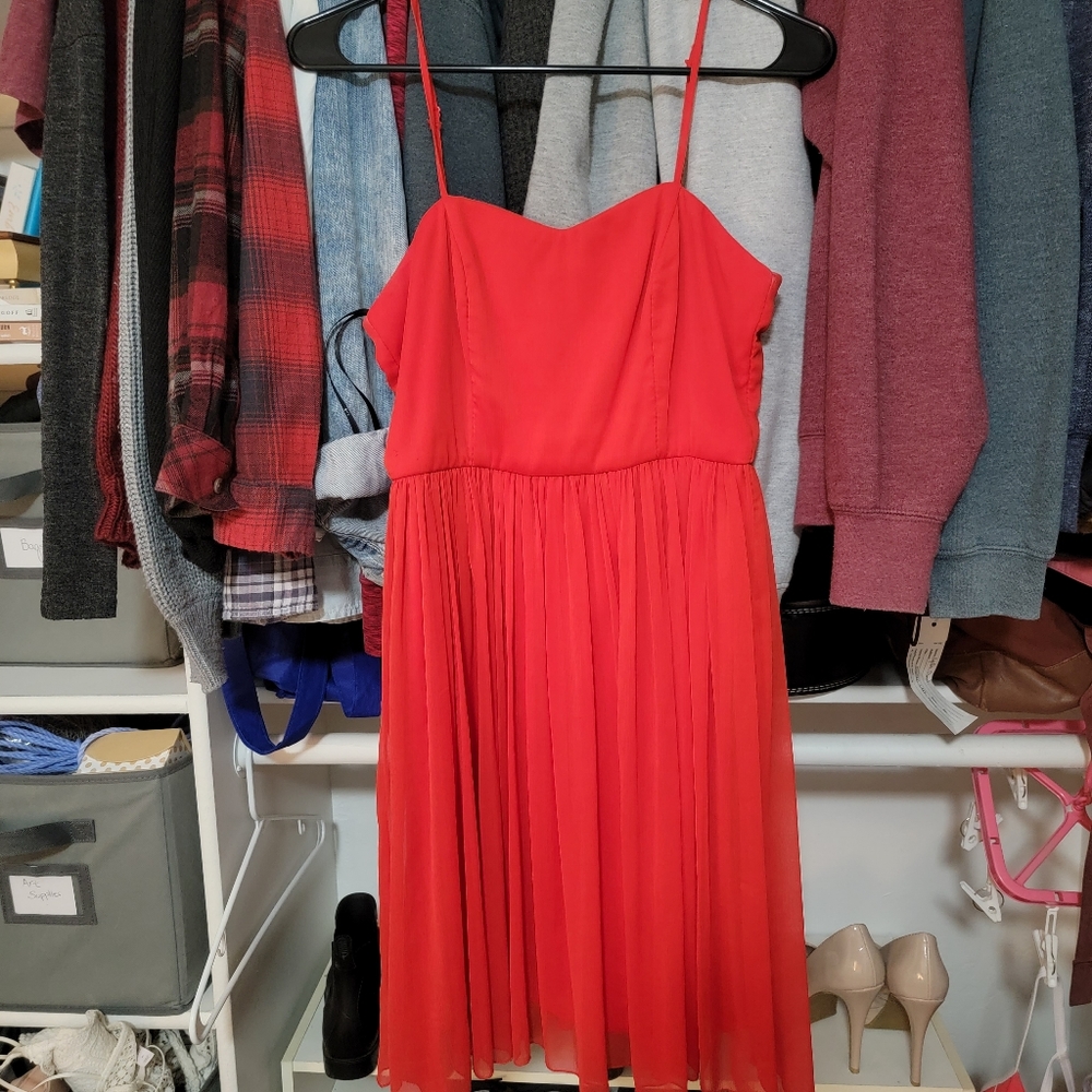 Coral/red dress
